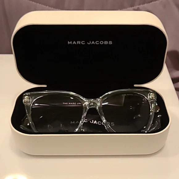 Marc Jacobs Green Cat Eye Sunglasses brand new in the box