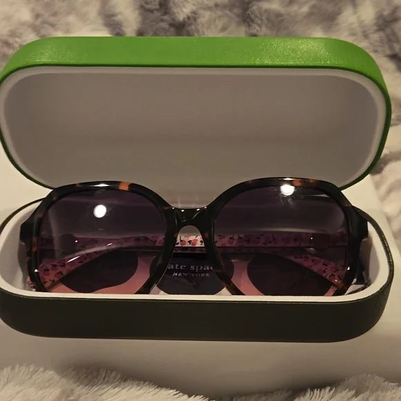 Kate Spade Tortoise Shell Lourdes Sunglasses Brand New in Case