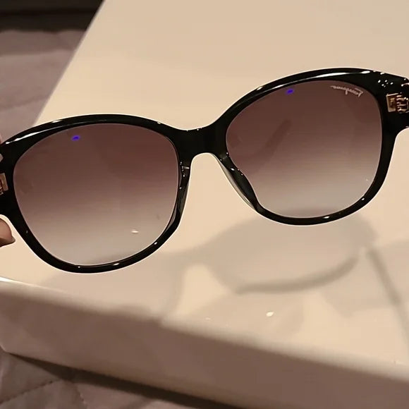 Ferragamo Bow Detail Black Sunglasses brand new