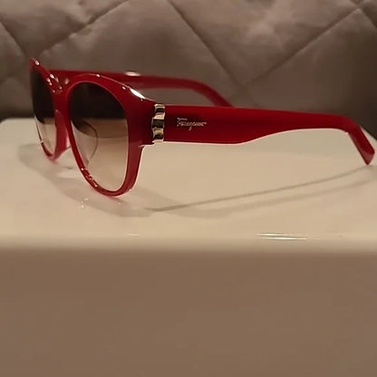 Ferragamo Bow Detail Opaline Wine Sunglasses brand new