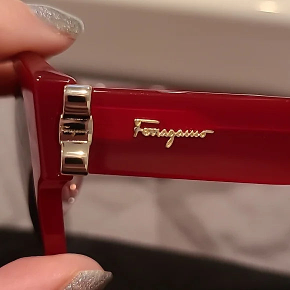 Ferragamo Bow Detail Opaline Wine Sunglasses brand new