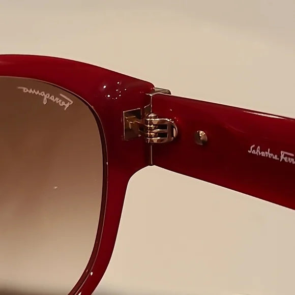 Ferragamo Bow Detail Opaline Wine Sunglasses brand new
