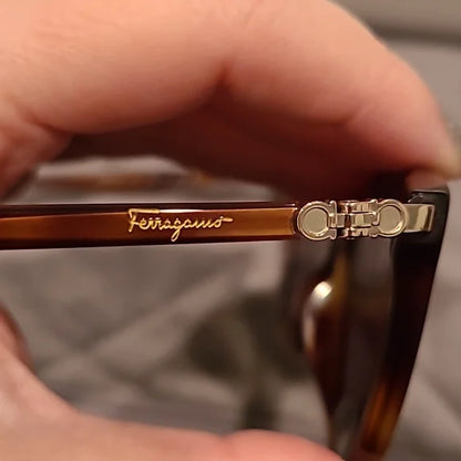 Ferragamo Sunglasses Cat Eye Tortoise Shell Very Lightweight brand new