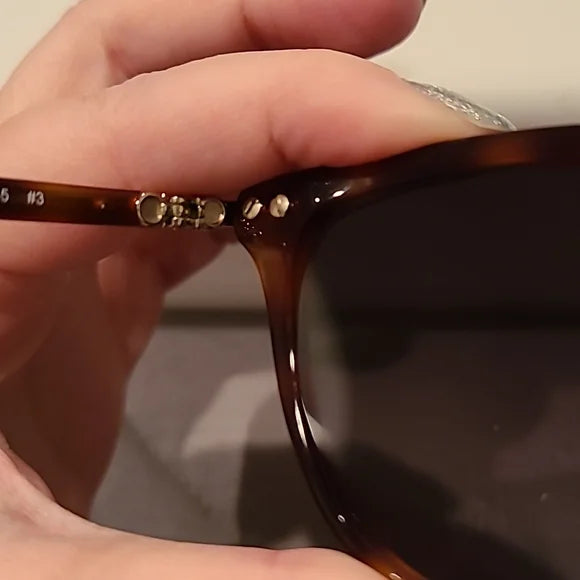 Ferragamo Sunglasses Cat Eye Tortoise Shell Very Lightweight brand new