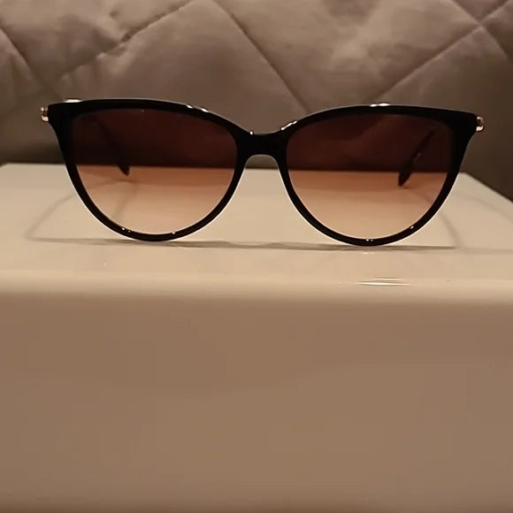 Ferragamo Sunglasses Cat Eye Dark Blue Very Lightweight brand new