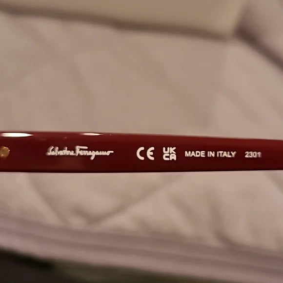 Ferragamo Sunglasses Bordeaux Light Shiny Gold Rectangular brand new