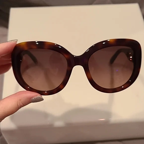 Ferragamo Sunglasses Cat Eye Tortoise Brown Gradient brand new