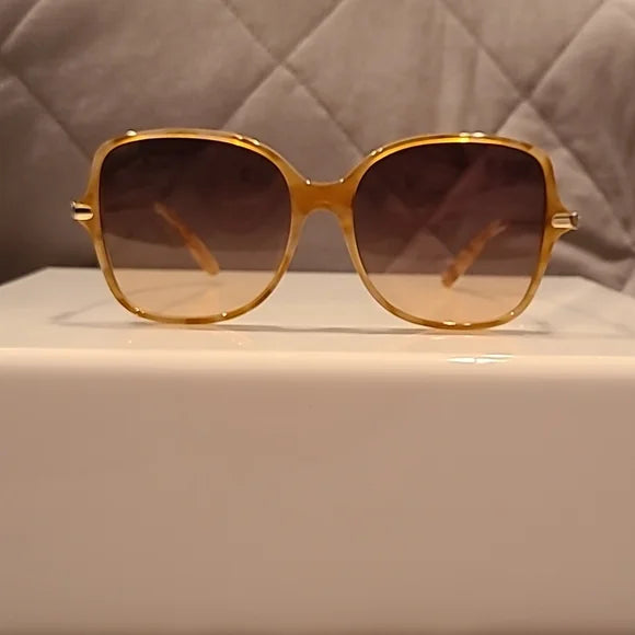 Ferragamo Blonde Havana Gray Gradient Rectangular Sunglasses brand new