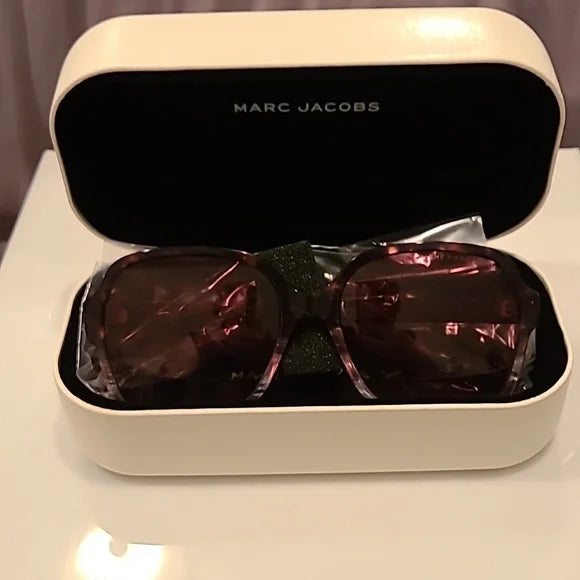Marc Jacobs Havana Burgundy Sunglasses brand new in box