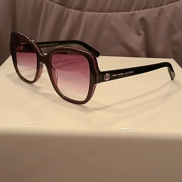 Marc Jacobs Gray Burgundy Cat Eye Sunglasses brand new in the box
