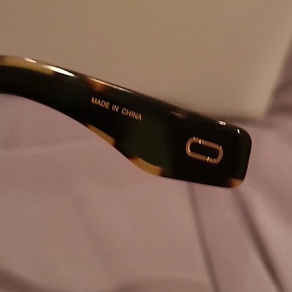 Marc Jacobs Black Cat Eye Sunglasses brand new in the box