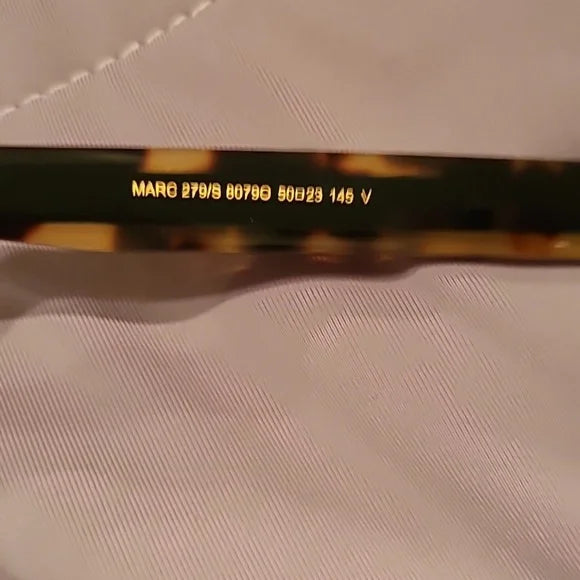 Marc Jacobs Black Cat Eye Sunglasses brand new in the box