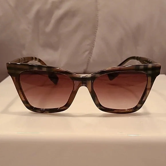 Burberry Check Brown Cat Eye Sunglasses brand new in the box