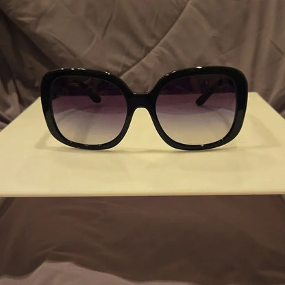 Burberry black frame sunglasses brand new in box