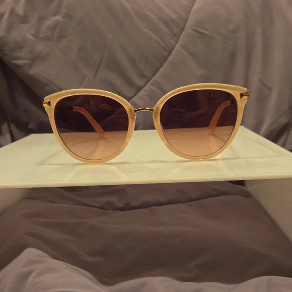 Kate Spade Savona Pink Sunglasses brand new in case