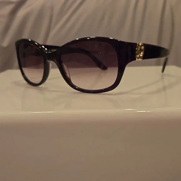 Liz Claiborne Dark Havana Sunglasses brand new in case