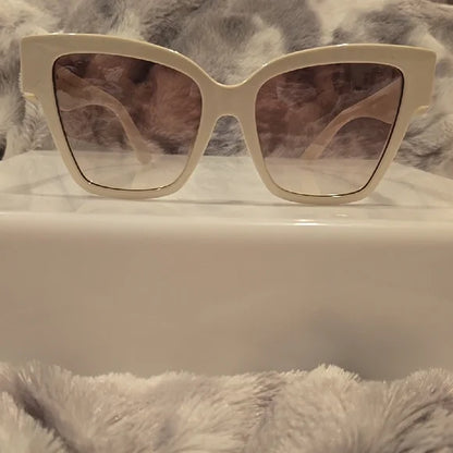 Dolce & Gabbana Cream Oversized Cat-Eye Sunglasses Brand New In Box