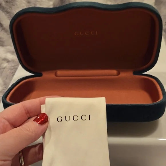 Gucci Black Oversize Sunglasses Brand New in Case