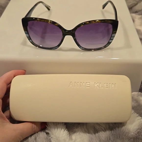 Anne Klein Teal Animal Smoke Gradient Lenses Sunglasses Brand New in Case