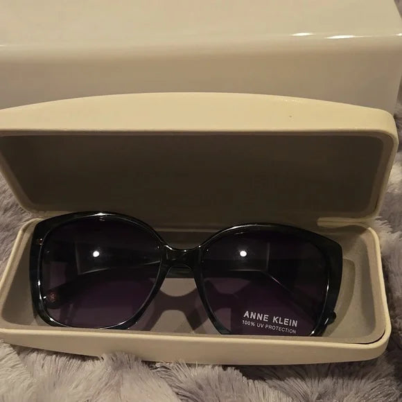 Anne Klein Teal Animal Smoke Gradient Lenses Sunglasses Brand New in Case