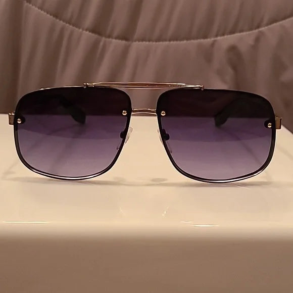 Marc Jacobs Men's Aviator Sunglasses brand new in box
