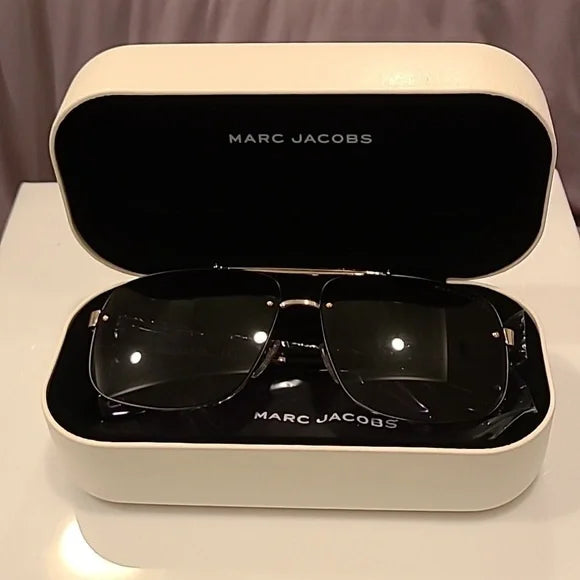 Marc Jacobs Men's Aviator Sunglasses brand new in box