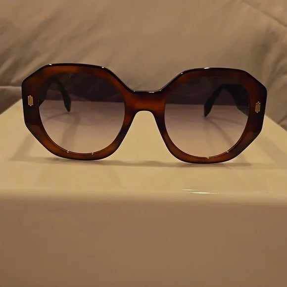 Fendi Tortoise Gray Gradient Brand New Sunglasses with Box