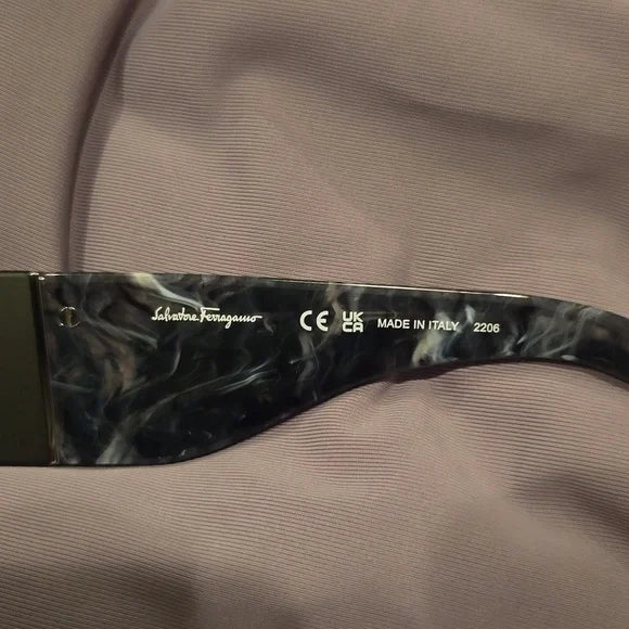 Ferragamo marble gray cat eye Sunglasses brand new in box